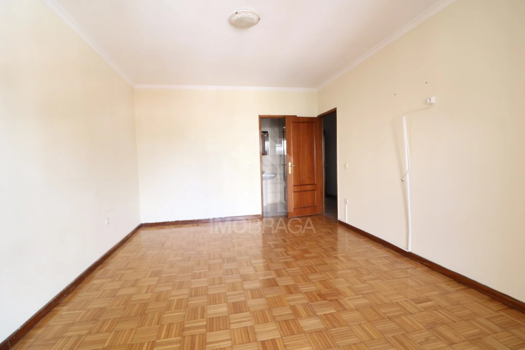 Apartamento T3 para Venda em Lomar e Arcos Foto 30
