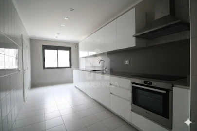 Apartamento T3 para Venda em Lomar e Arcos
