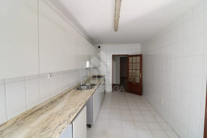 Apartamento T3 para Venda em Lomar e Arcos