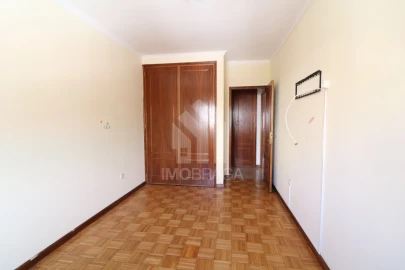 Apartamento T3 para Venda em Lomar e Arcos