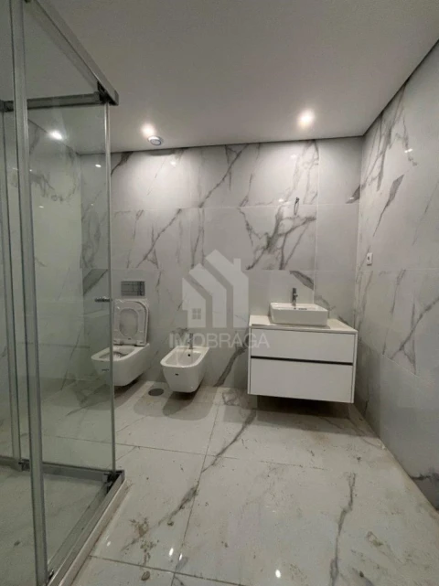 Apartamento T3 para Venda em São Vicente (Braga)