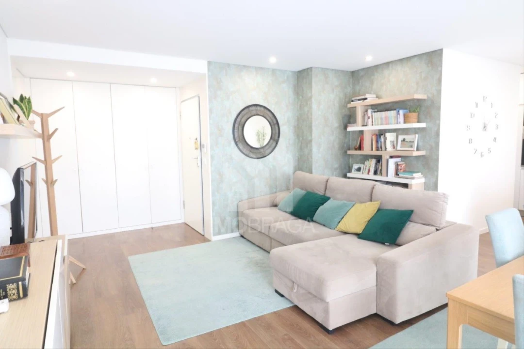 Apartamento T2 para Venda em Gualtar Foto 11