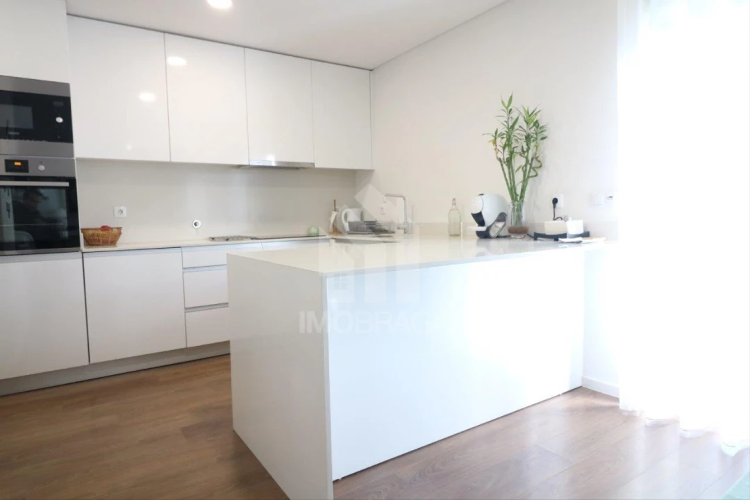 Apartamento T2 para Venda em Gualtar Foto 19