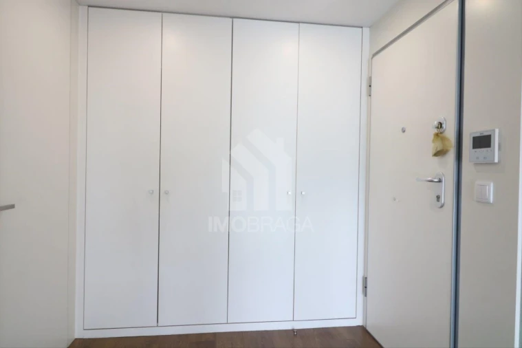 Apartamento T2 para Venda em Gualtar Foto 7