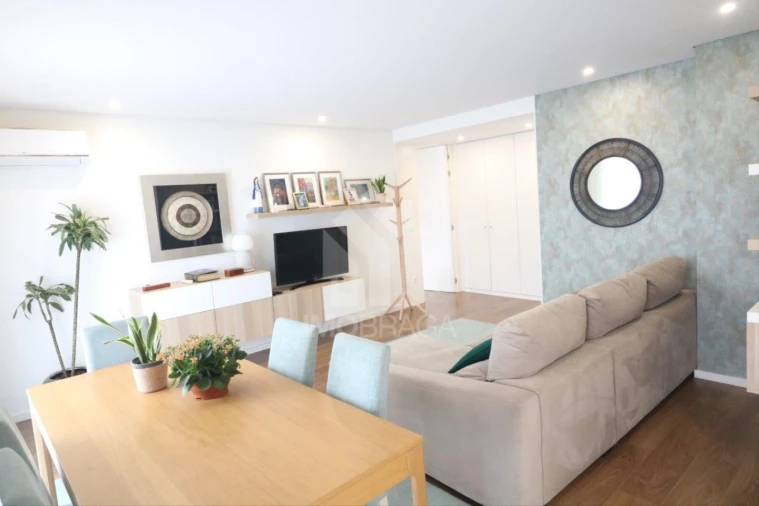 Apartamento T2 para Venda em Gualtar Foto 14