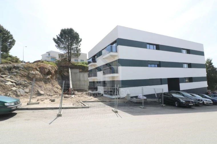 Apartamento T1 para Arrendamento em Gualtar Foto 12