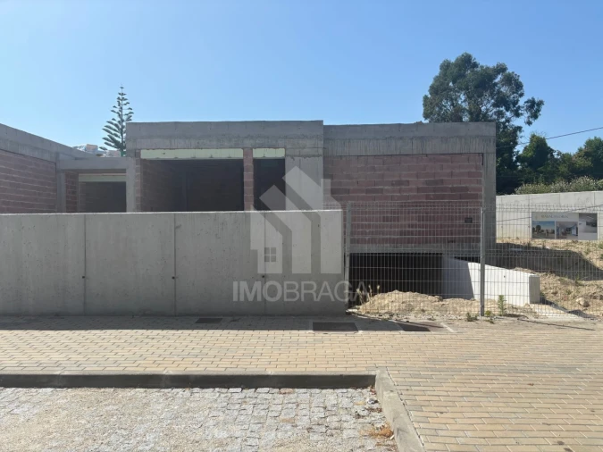 Moradia T3 para Venda em São Vitor (Braga) Foto 4