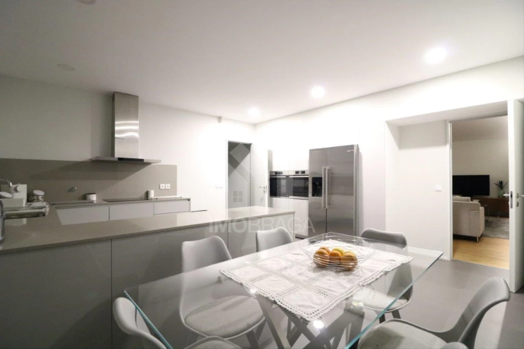 Moradia T4 para Venda em Este (São Pedro e São Mamede) Foto 10