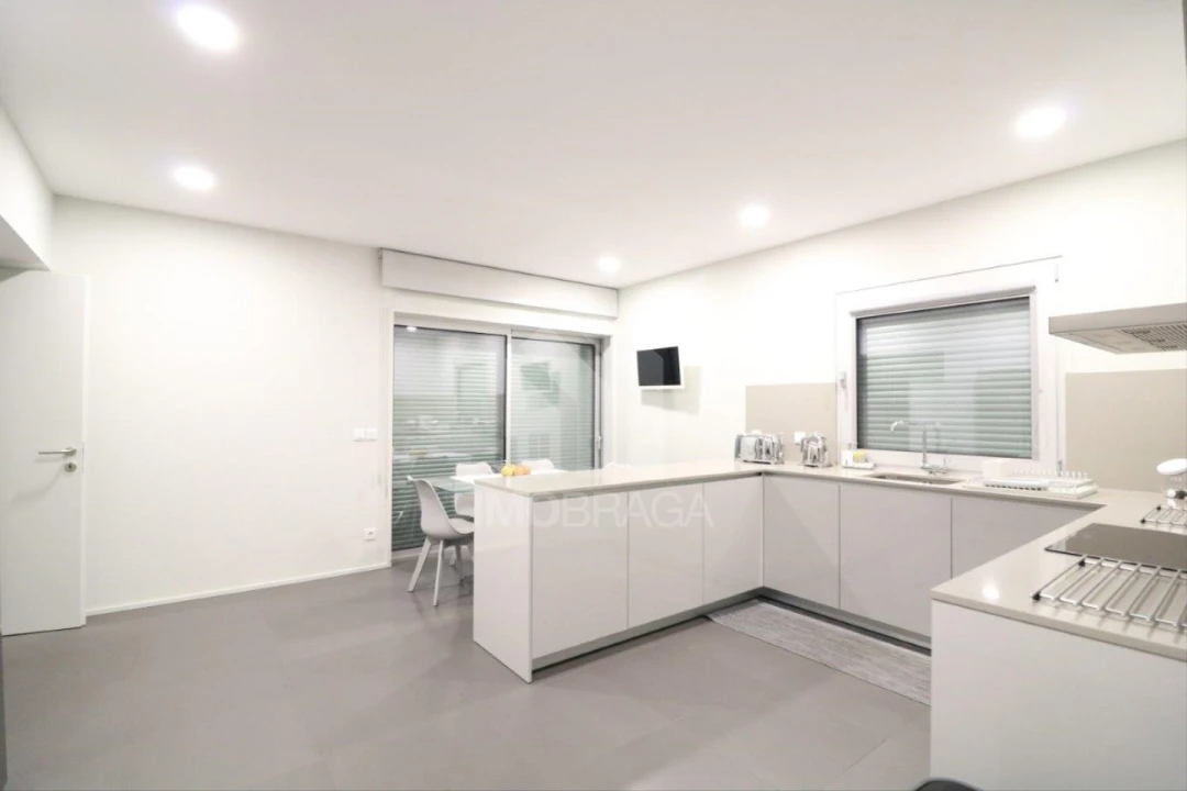 Moradia T4 para Venda em Este (São Pedro e São Mamede) Foto 11