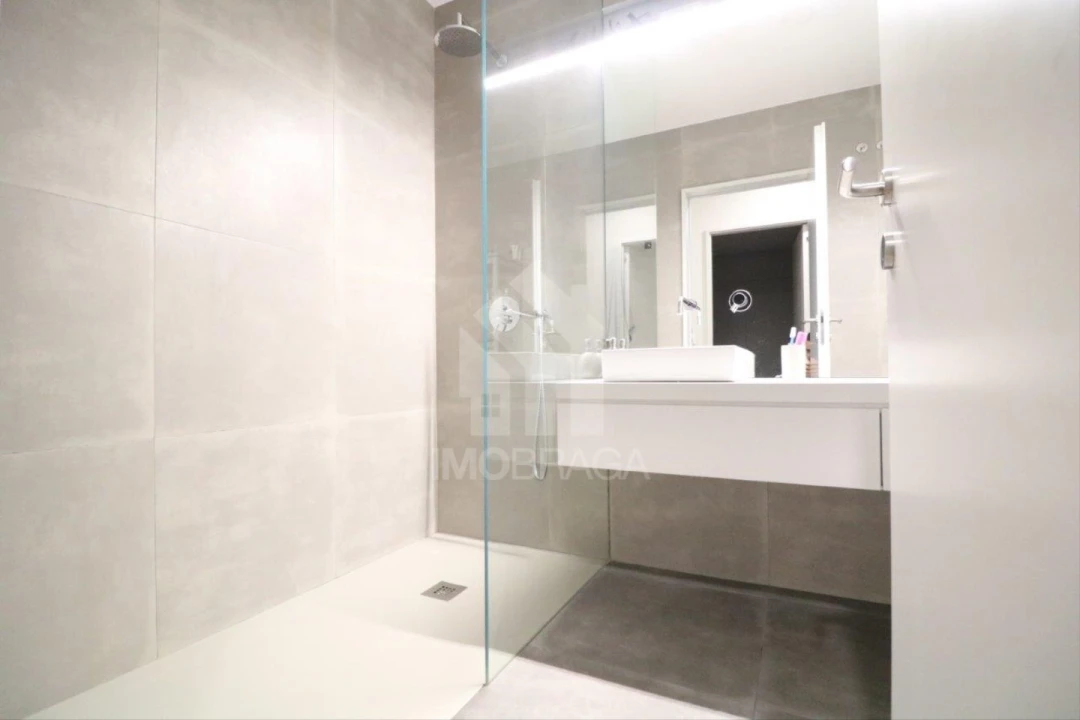 Moradia T4 para Venda em Este (São Pedro e São Mamede) Foto 34