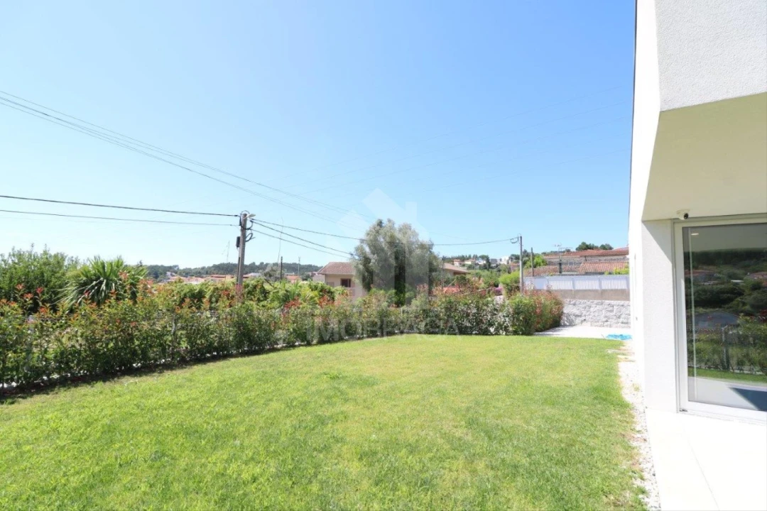 Moradia T4 para Venda em Este (São Pedro e São Mamede) Foto 44