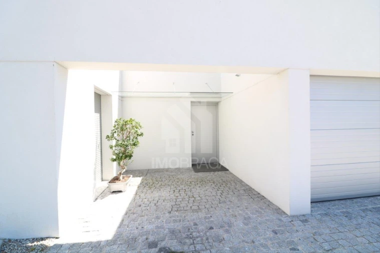 Moradia T4 para Venda em Este (São Pedro e São Mamede) Foto 53