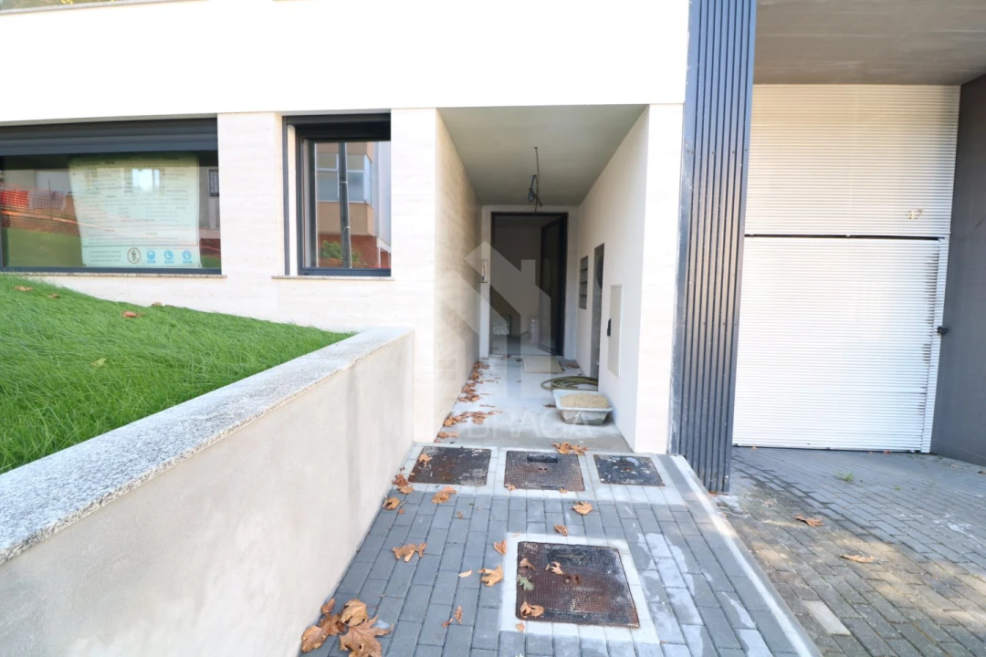 Apartamento T1 para Venda em Braga (Maximinos, Sé e Cividade) Foto 22