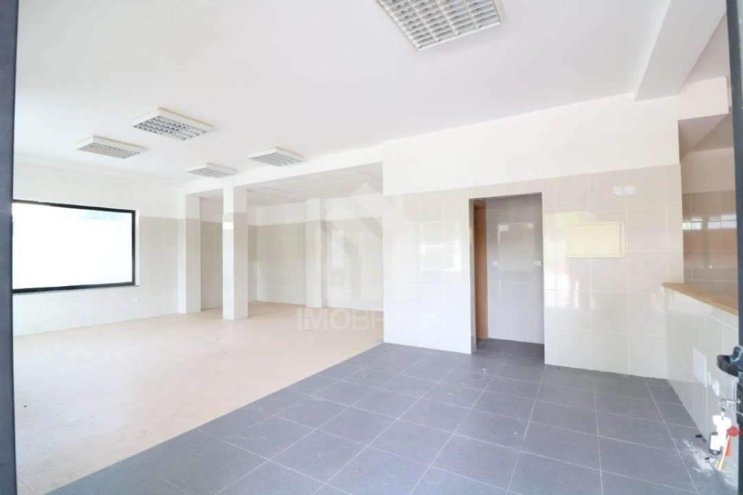 Loja para Venda em Abade de Neiva Foto 26