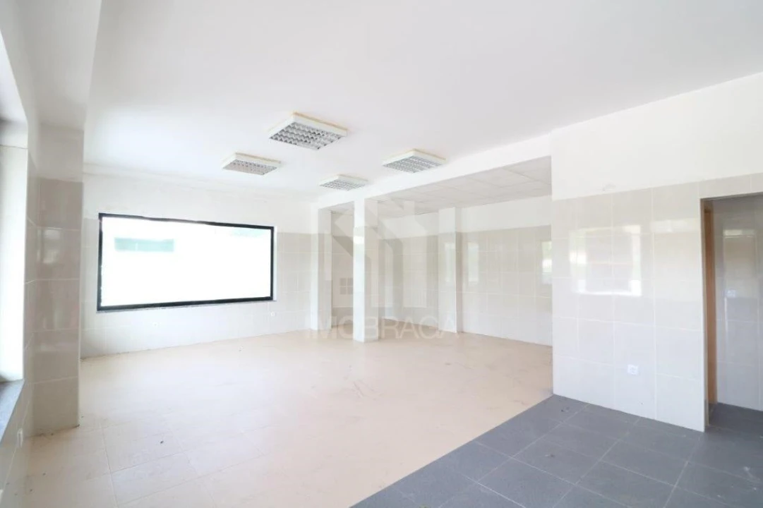 Loja para Venda em Abade de Neiva Foto 29