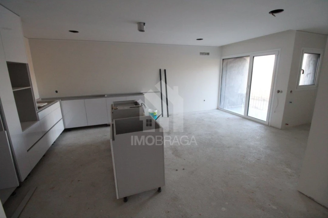 Moradia T3 para Venda em Merelim (São Paio), Panoias e Parada de Tibães Foto 9