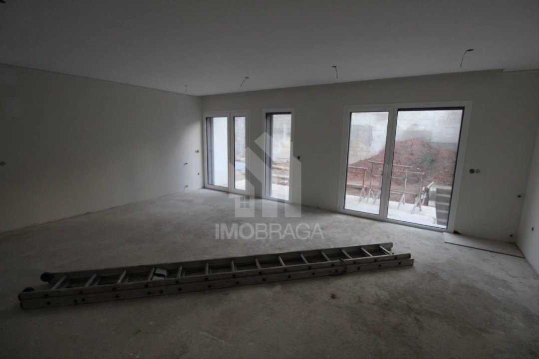 Moradia T3 para Venda em Merelim (São Paio), Panoias e Parada de Tibães Foto 15