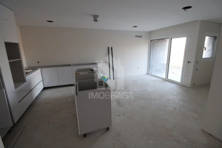 Moradia T3 para Venda em Merelim (São Paio), Panoias e Parada de Tibães Foto 9