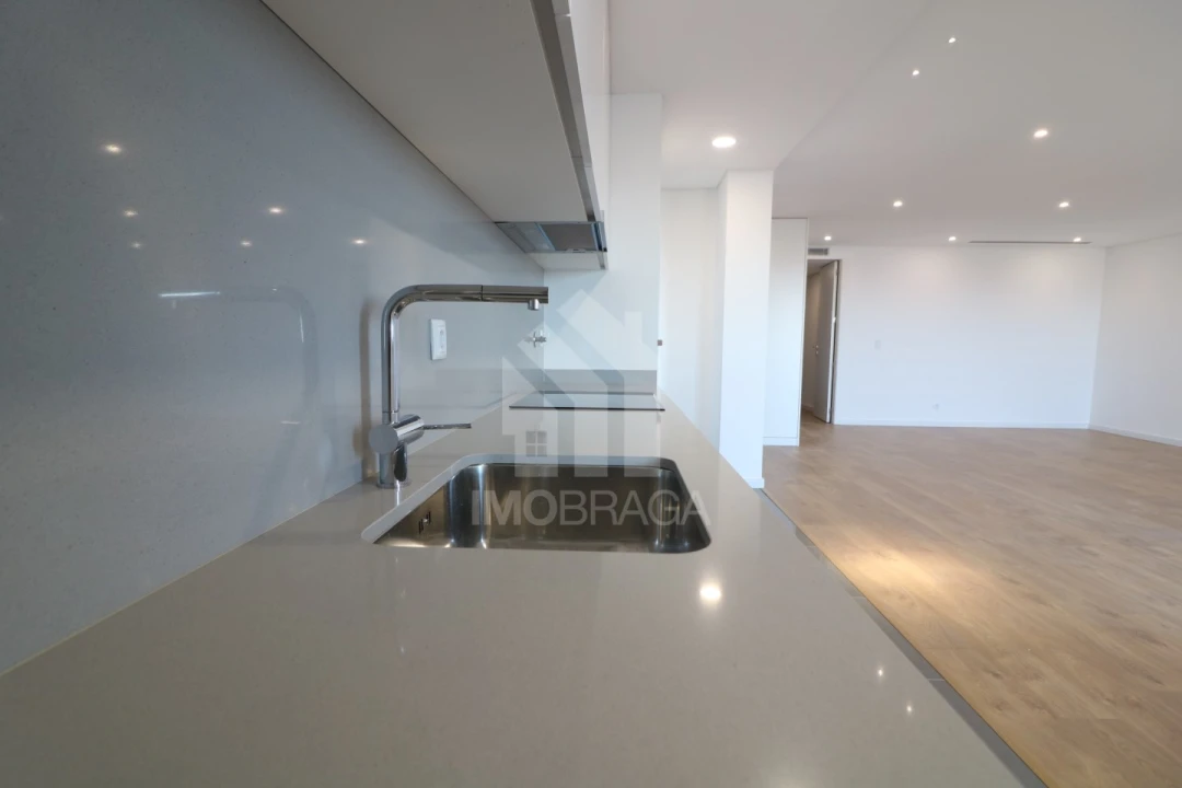 Apartamento T3 para Venda em São Vicente (Braga) Foto 4