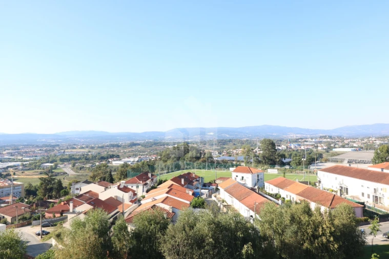 Apartamento T3 para Venda em São Vicente (Braga) Foto 12