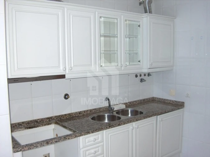 Apartamento T2 para Venda em Nogueira, Fraião e Lamaçães Foto 5