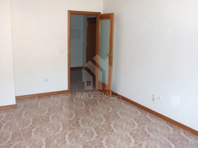 Apartamento T2 para Venda em Nogueira, Fraião e Lamaçães Foto 7