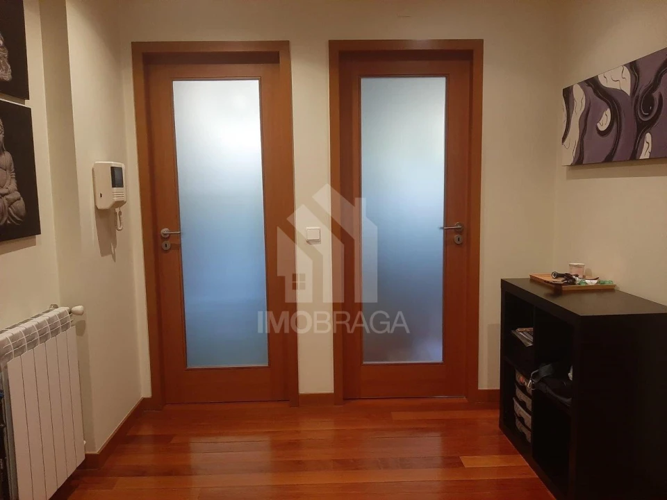 Apartamento T2 para Venda em Nogueira, Fraião e Lamaçães Foto 3