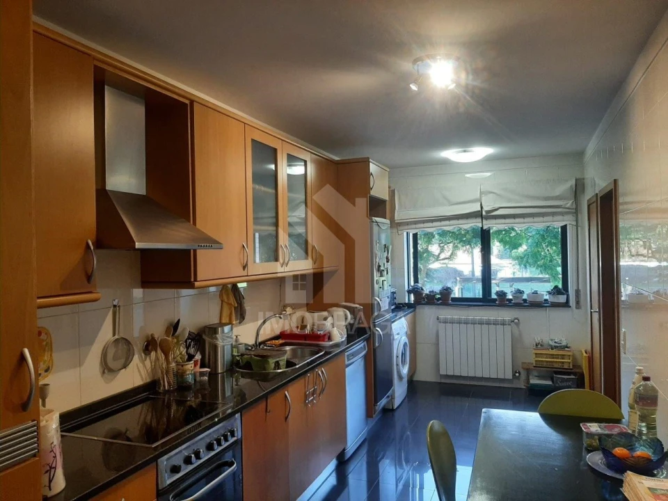 Apartamento T2 para Venda em Nogueira, Fraião e Lamaçães Foto 7