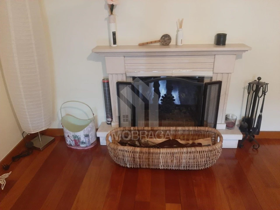 Apartamento T2 para Venda em Nogueira, Fraião e Lamaçães Foto 11