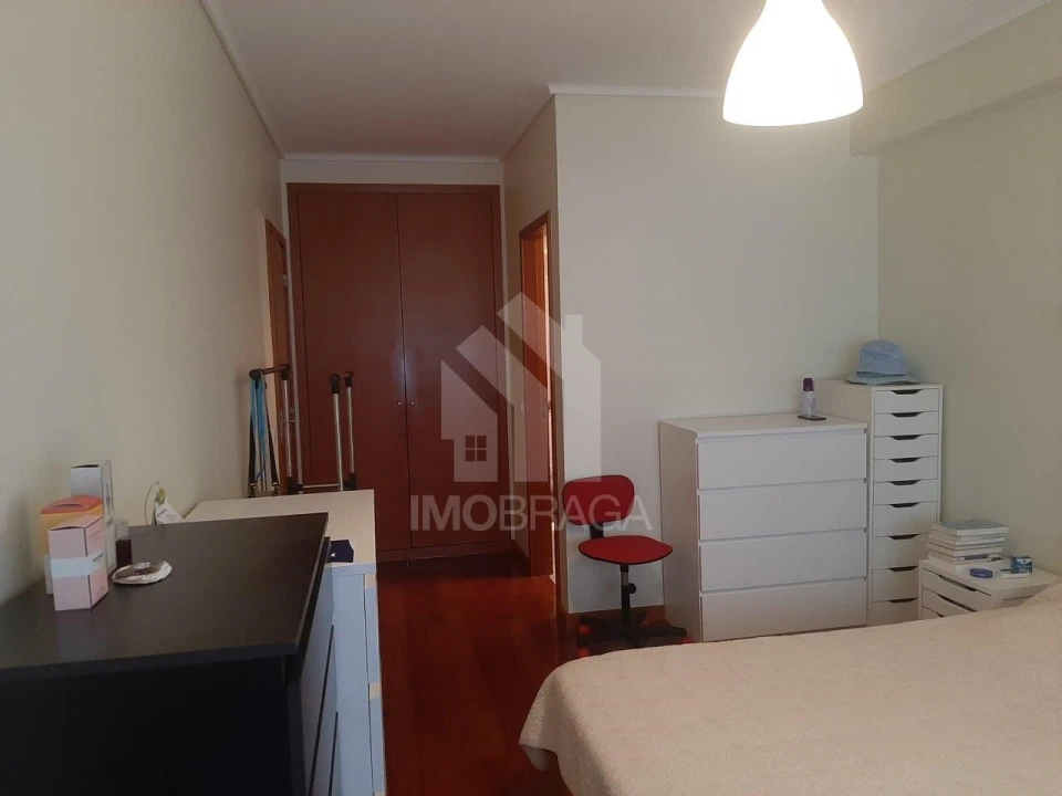 Apartamento T2 para Venda em Nogueira, Fraião e Lamaçães Foto 19