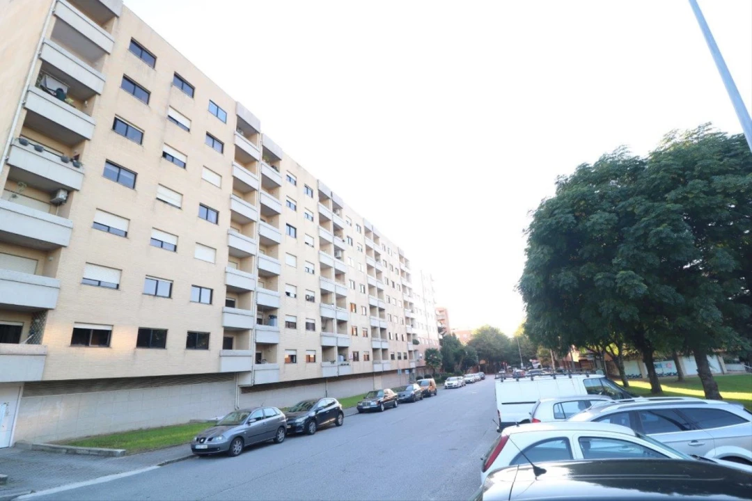 Apartamento T2 para Venda em Nogueira, Fraião e Lamaçães Foto 27