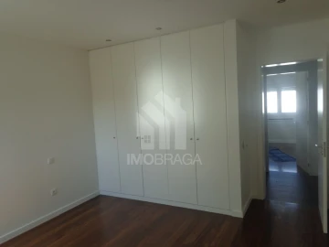 Moradia T3 para Venda em Priscos