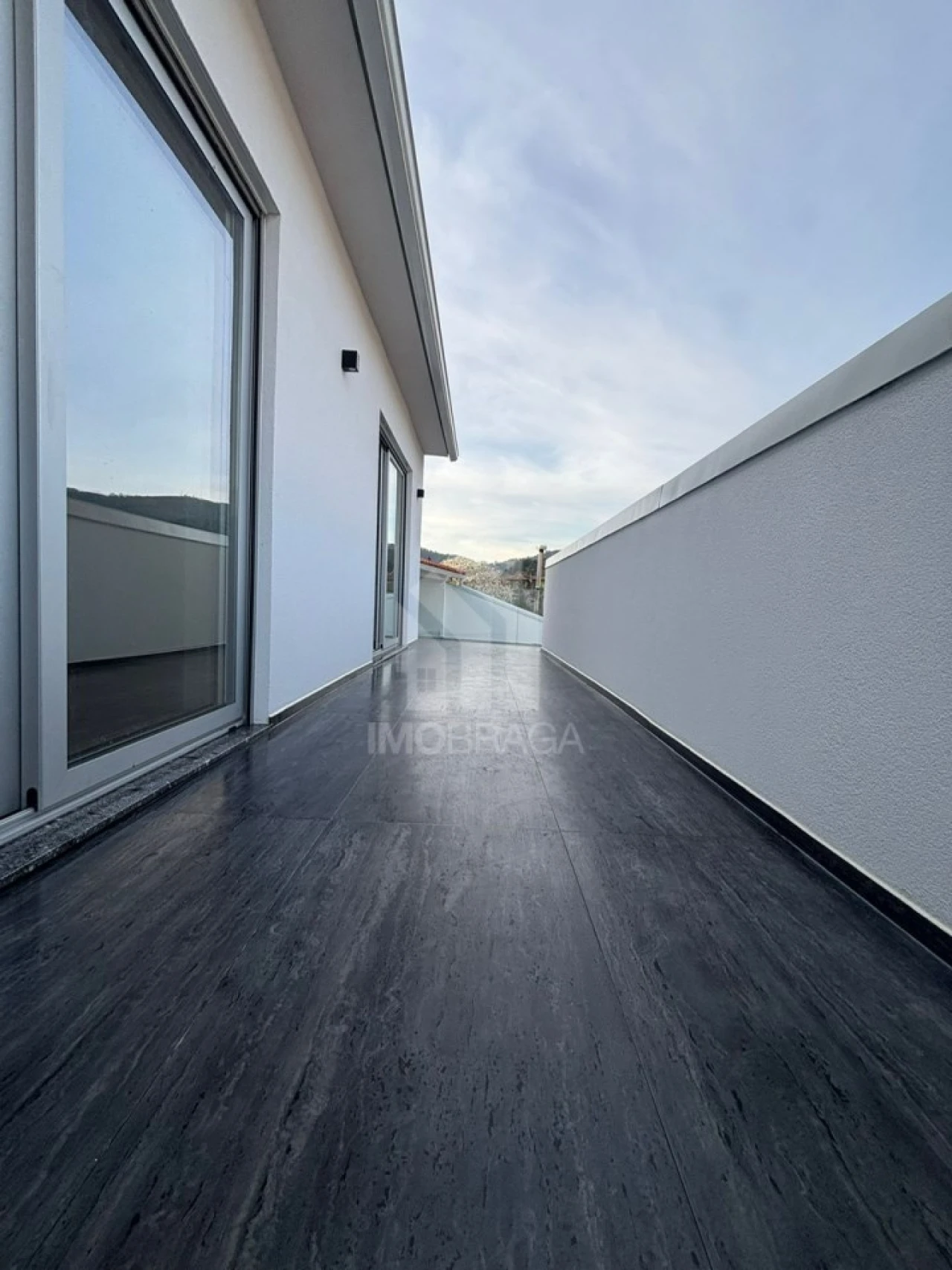 Apartamento T1 para Venda em Amares e Figueiredo Foto 5