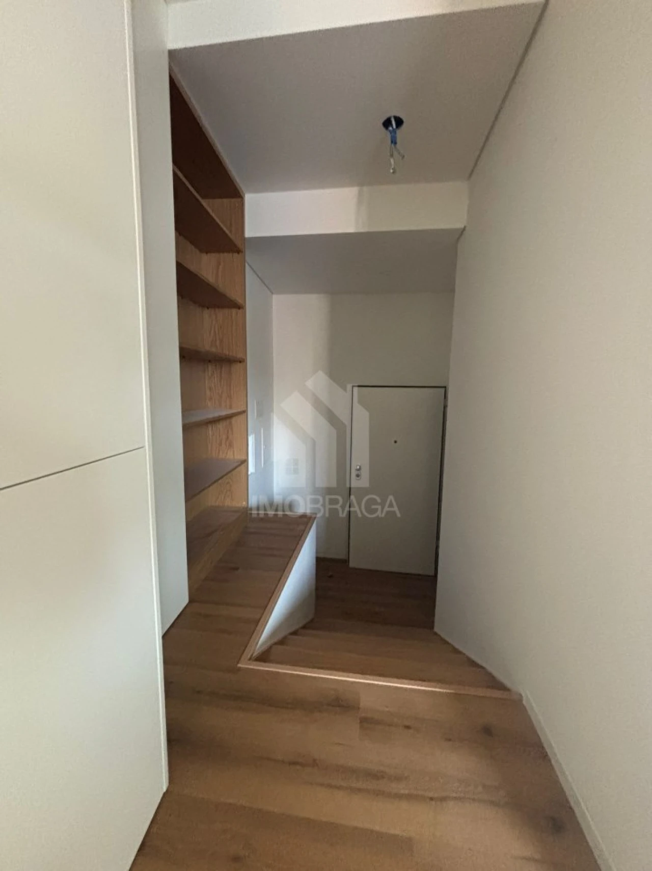Apartamento T1 para Venda em Amares e Figueiredo Foto 10