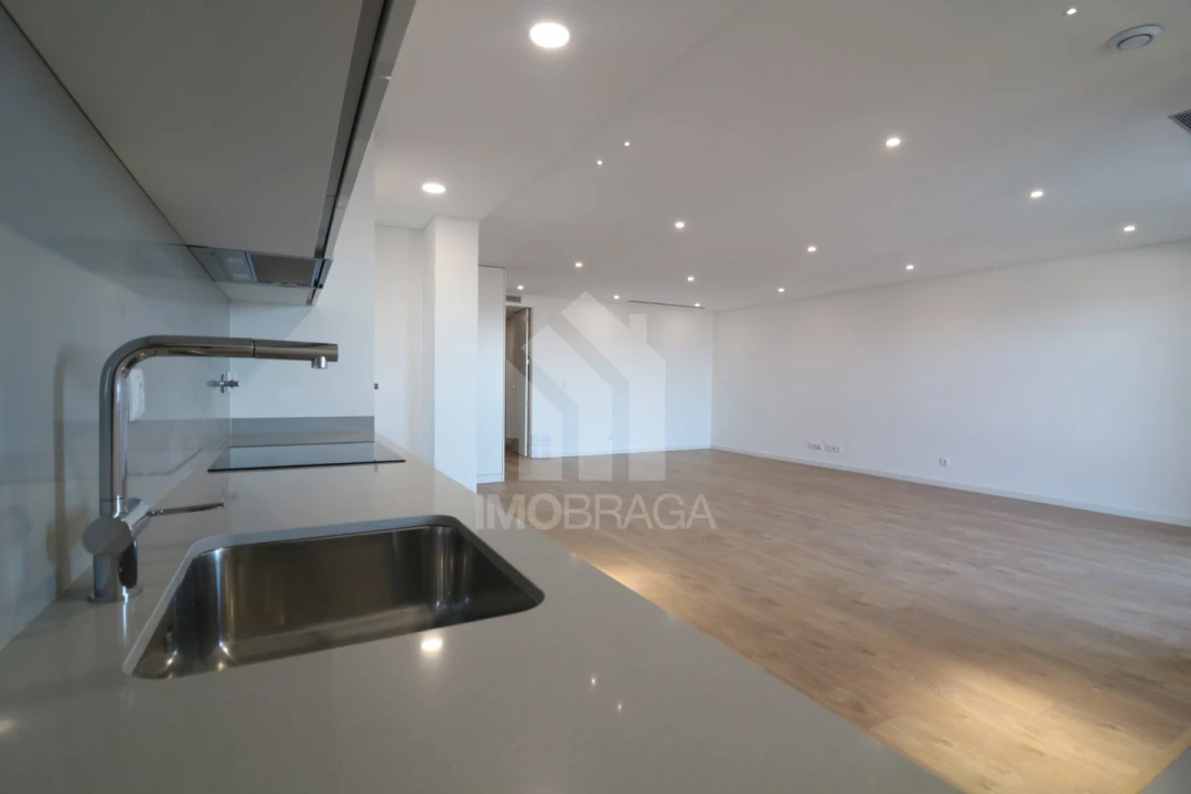 Apartamento T3 para Venda em São Vicente (Braga) Foto 3