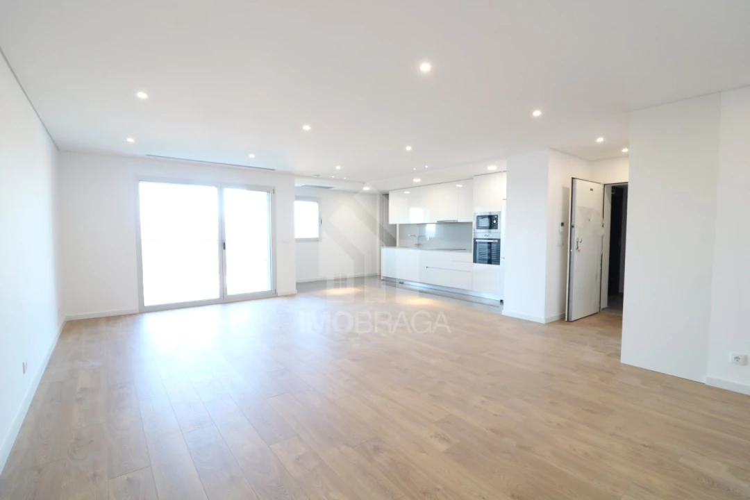 Apartamento T3 para Venda em São Vicente (Braga) Foto 6