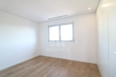 Apartamento T3 para Venda em São Vicente (Braga)