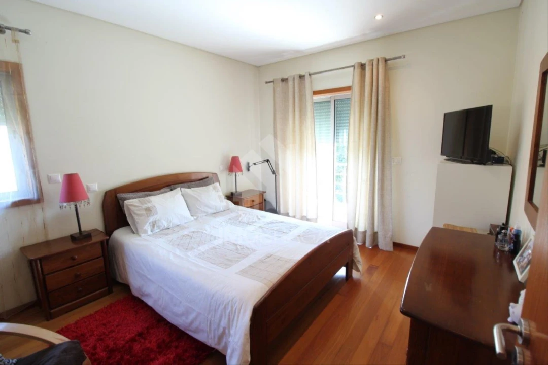 Moradia T4 para Venda em Rendufe Foto 25