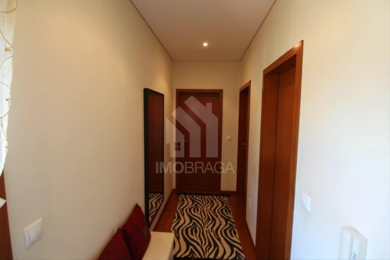 Moradia T4 para Venda em Rendufe Foto 33