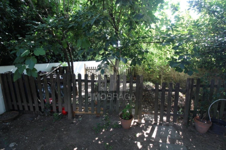 Moradia T4 para Venda em Rendufe Foto 53