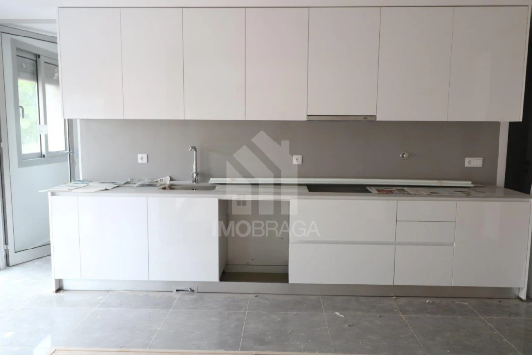 Apartamento T3 para Venda em Azurem Foto 4