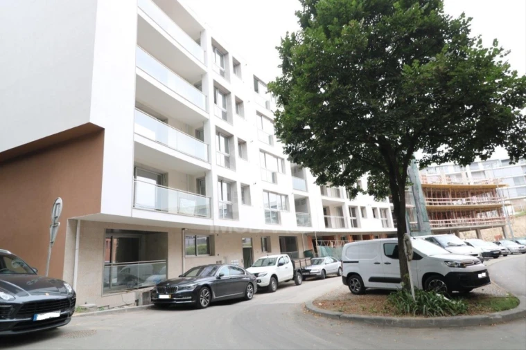 Apartamento T3 para Venda em Azurem Foto 16