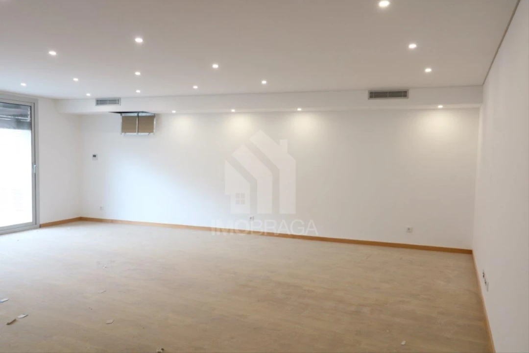 Apartamento T3 para Venda em Azurem Foto 4