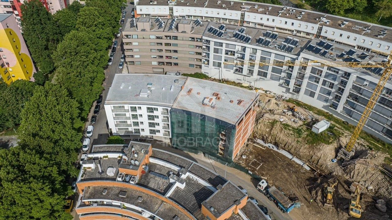 Apartamento T3 para Venda em Azurem Foto 14