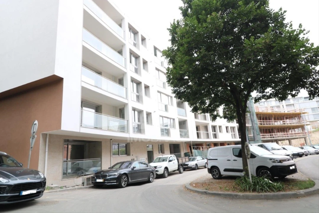 Apartamento T3 para Venda em Azurem Foto 15