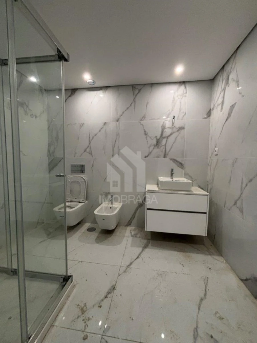 Apartamento T2 para Venda em São Vicente (Braga) Foto 10