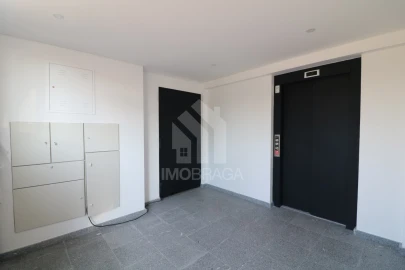 Apartamento T3 para Venda em São Vicente (Braga)