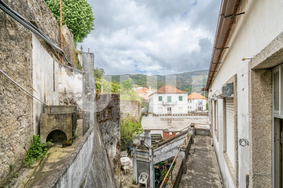 Apartamento T5 para Venda em Covilhã e Canhoso Foto 6