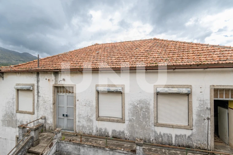 Apartamento T5 para Venda em Covilhã e Canhoso Foto 5