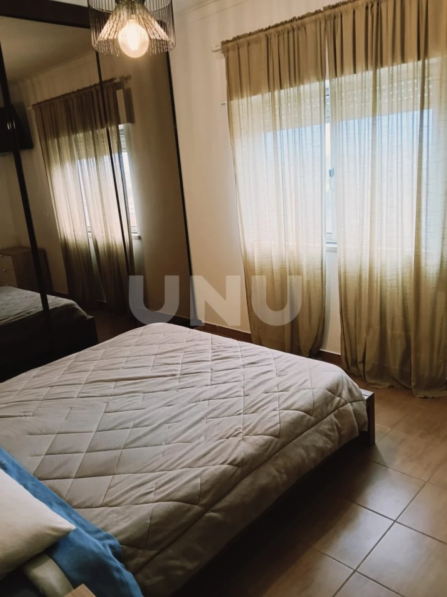 Apartamento T2 para Venda em Seixal, Arrentela e Aldeia de Paio Pires Foto 3